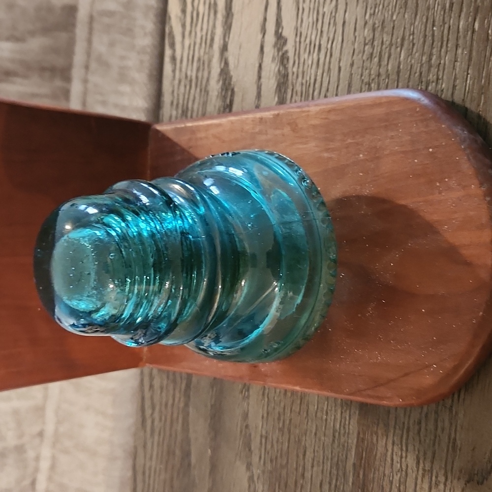 Green Glass insulator